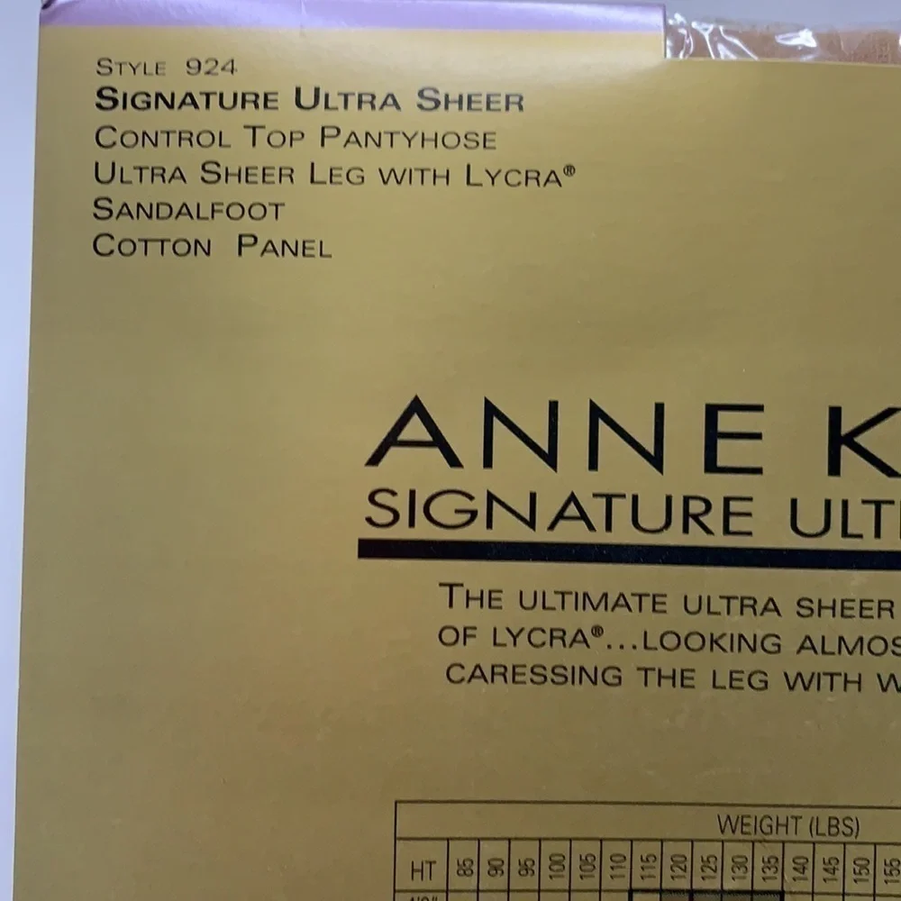 NWT Anne Klein Signature Ultra Sheer control top pantyhose sunlite stockings